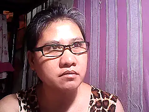 sweetsosie18 online show from March 16, 2025, 9:27 am