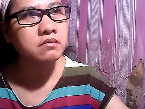 Snapshot of sweetsosie18 chatting on October 3, 2025, 10:28 am sweetsosie18 online show from October 3, 2025, 10:28 am