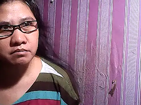 sweetsosie18 online show from March 18, 2025, 9:43 pm