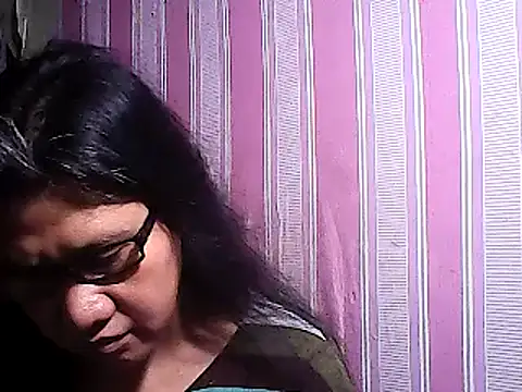 sweetsosie18 online show from March 18, 2025, 6:39 pm