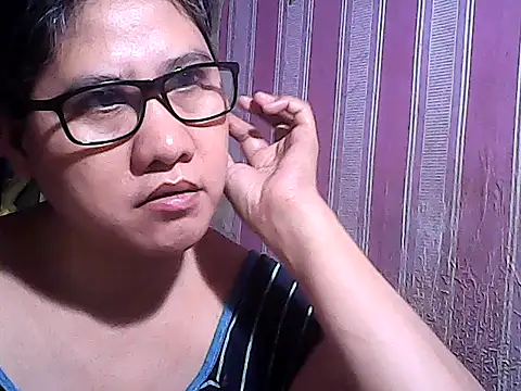 sweetsosie18 online show from November 14, 2025, 7:17 pm