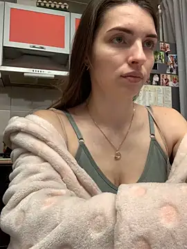 SeducingYoghourt online show from January 3, 2025, 1:46 pm
