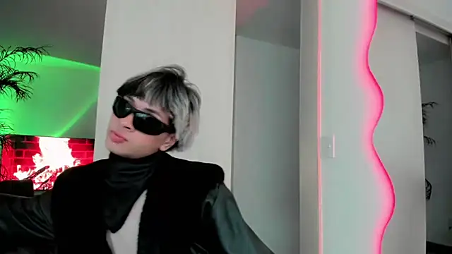 Snapshot of Sweet_Jack1 chatting on September 28, 2025, 4:14 pm Sweet Jack1 online show from September 28, 2025, 4:14 pm