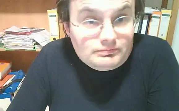 Snapshot of makau1 chatting on February 12, 2025, 6:19 pm makau1 online show from February 12, 2025, 6:19 pm