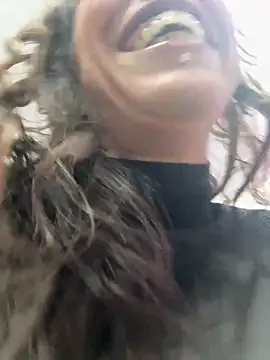 amanilouve online show from March 13, 2026, 12:10 pm