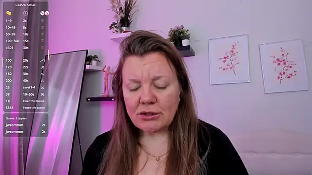 anna bones online show from September 17, 2025, 5:53 am