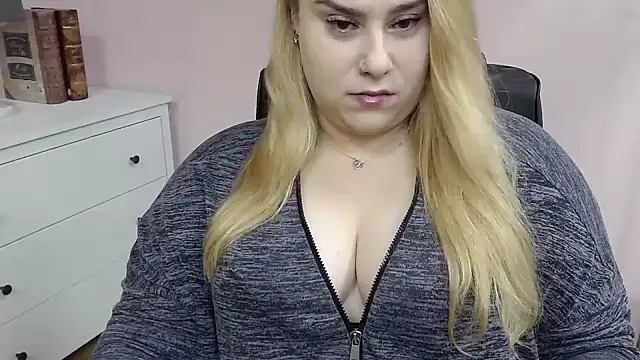 XgloryHAILEY online show from January 28, 2025, 10:01 pm