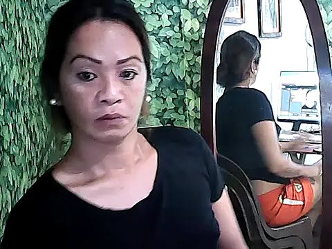 yummy 21xxx online show from September 19, 2025, 1:53 am