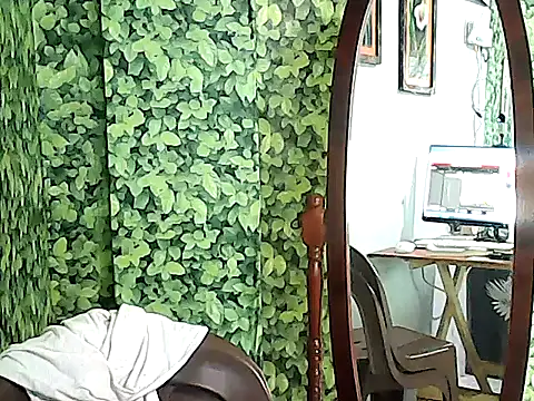 yummy 21xxx online show from October 21, 2025, 12:32 am