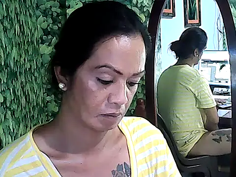 yummy 21xxx online show from September 19, 2025, 8:35 pm