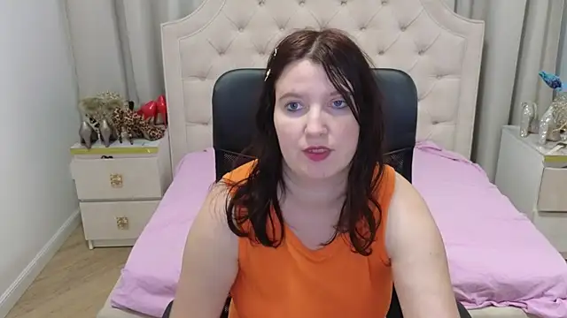 Snapshot of AmazingTori chatting on October 4, 2025, 1:01 pm AmazingTori online show from October 4, 2025, 1:01 pm