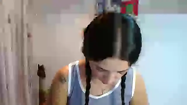 MadisonCambel online show from December 27, 2024, 2:25 am