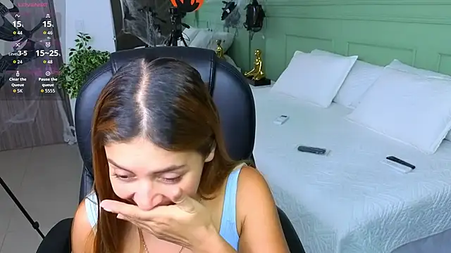 ROSE  15 online show from October 18, 2025, 7:38 pm