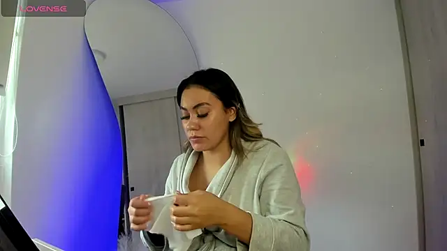 Snapshot of SussiVega chatting on October 28, 2025, 8:08 pm SussiVega online show from October 28, 2025, 8:08 pm