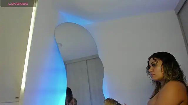 Snapshot of SussiVega chatting on October 20, 2025, 10:10 pm SussiVega online show from October 20, 2025, 10:10 pm