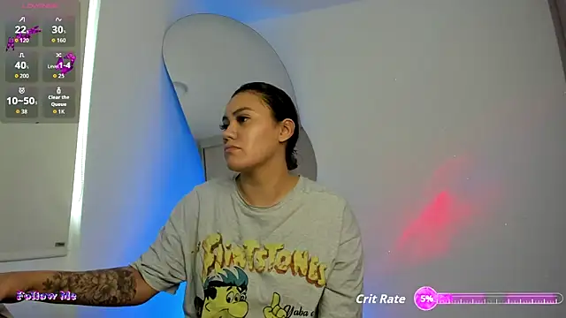 Snapshot of SussiVega chatting on October 23, 2025, 9:24 pm SussiVega online show from October 23, 2025, 9:24 pm