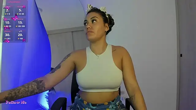 Snapshot of SussiVega chatting on September 24, 2025, 9:54 pm SussiVega online show from September 24, 2025, 9:54 pm