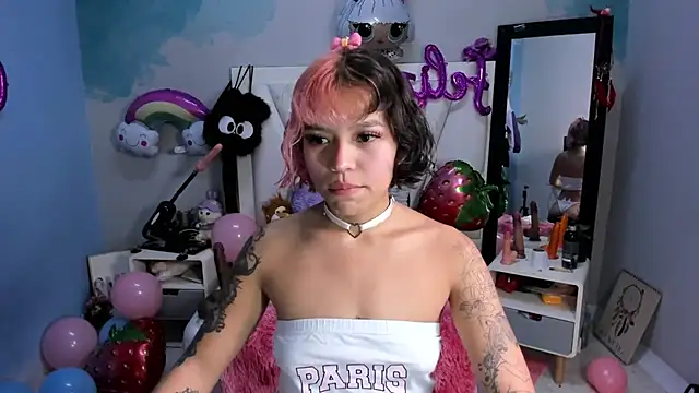 katalina garcia online show from January 27, 2025, 11:43 pm