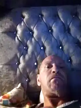 Verynaughtyx online show from October 25, 2025, 7:40 am