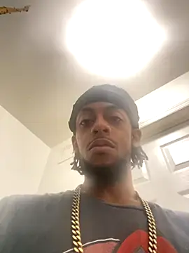 Snapshot of Big_papirocky chatting on September 22, 2025, 4:40 am Big papirocky online show from September 22, 2025, 4:40 am