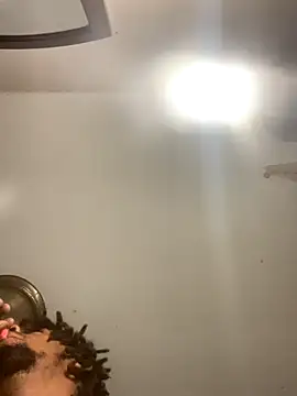 Snapshot of Big_papirocky chatting on October 11, 2025, 10:33 pm Big papirocky online show from October 11, 2025, 10:33 pm