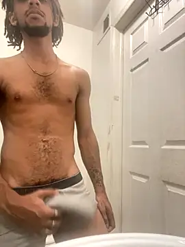 Snapshot of Big_papirocky chatting on October 14, 2025, 12:33 am Big papirocky online show from October 14, 2025, 12:33 am