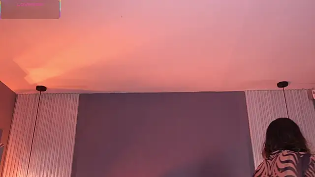 ValeryNova online show from June 3, 2026, 11:11 am