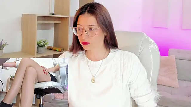 Antonnella 3 online show from October 7, 2025, 12:28 pm