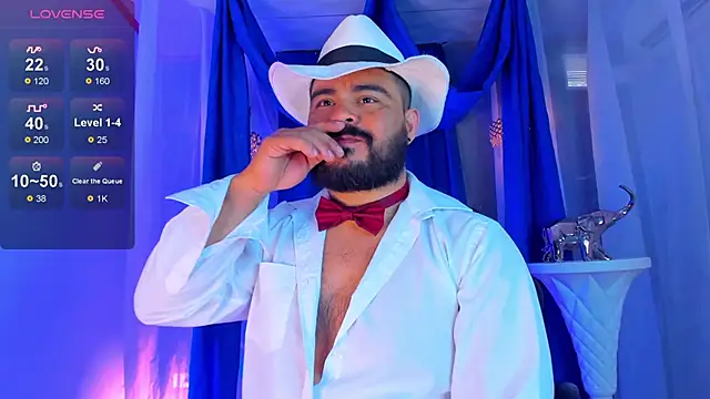 Snapshot of MichaelBear_ chatting on October 11, 2025, 1:45 pm MichaelBear online show from October 11, 2025, 1:45 pm