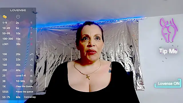 Snapshot of mussa_hott chatting on February 28, 2026, 11:04 pm mussa hott online show from February 28, 2026, 11:04 pm