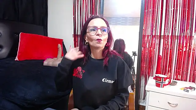 Miss ellien online show from January 5, 2026, 5:38 pm