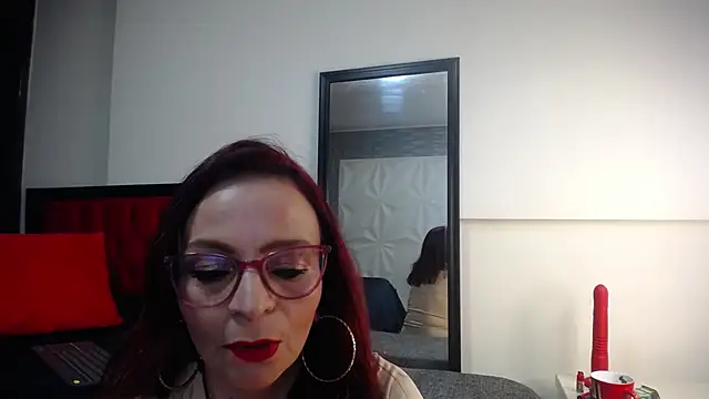 Snapshot of Miss_ellien chatting on October 9, 2025, 3:07 am Miss ellien online show from October 9, 2025, 3:07 am