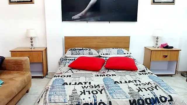 MaloryAndLuna online show from September 26, 2025, 11:50 am