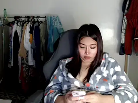 urqueendominant online show from February 21, 2025, 6:51 am