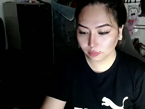 Snapshot of urqueendominant chatting on February 7, 2026, 2:19 am urqueendominant online show from February 7, 2026, 2:19 am