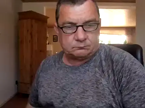 Nobbie444 online show from May 28, 2026, 12:22 pm