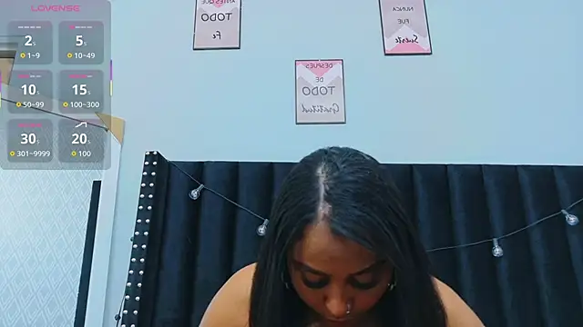 colombiamommy online show from October 15, 2025, 12:57 pm