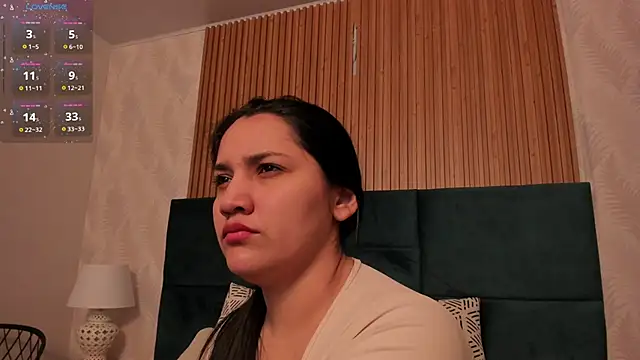 Kareena chopra online show from November 15, 2025, 12:42 pm