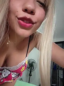 Snapshot of miafresa_hot chatting on September 17, 2025, 11:29 pm miafresa hot online show from September 17, 2025, 11:29 pm