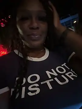 TilaTotti online show from December 19, 2025, 5:54 am