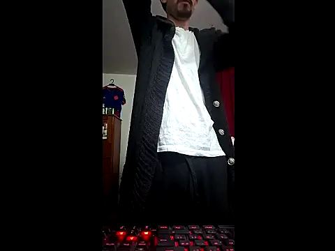 ALBEIROFOOTBALL1992 online show from March 16, 2026, 4:42 am