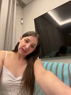 DoriDeluxe66 online show from February 15, 2025, 10:31 pm