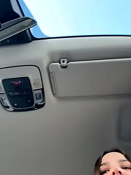 Snapshot of DoriDeluxe66 chatting on October 31, 2025, 10:23 am DoriDeluxe66 online show from October 31, 2025, 10:23 am