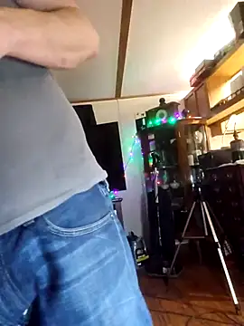 chosen923 online show from November 26, 2025, 11:16 pm