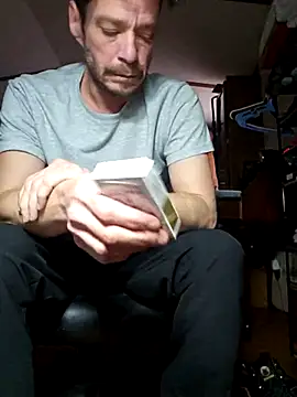 chosen923 online show from November 7, 2025, 8:02 pm