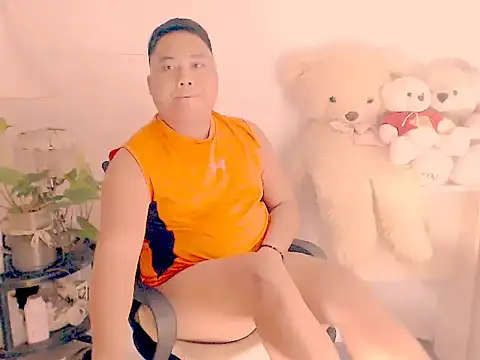 Snapshot of Hardking_69 chatting on October 17, 2025, 8:32 pm Hardking 69 online show from October 17, 2025, 8:32 pm