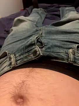 HunterBaby online show from September 28, 2025, 11:34 pm