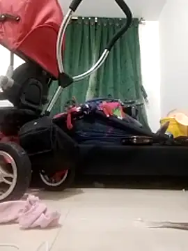 Snapshot of johannasexy97 chatting on February 17, 2026, 8:11 am johannasexy97 online show from February 17, 2026, 8:11 am