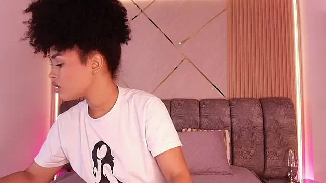 naia blessed online show from March 24, 2026, 7:14 pm