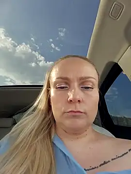 Bondgirl 013 online show from October 8, 2025, 12:07 pm